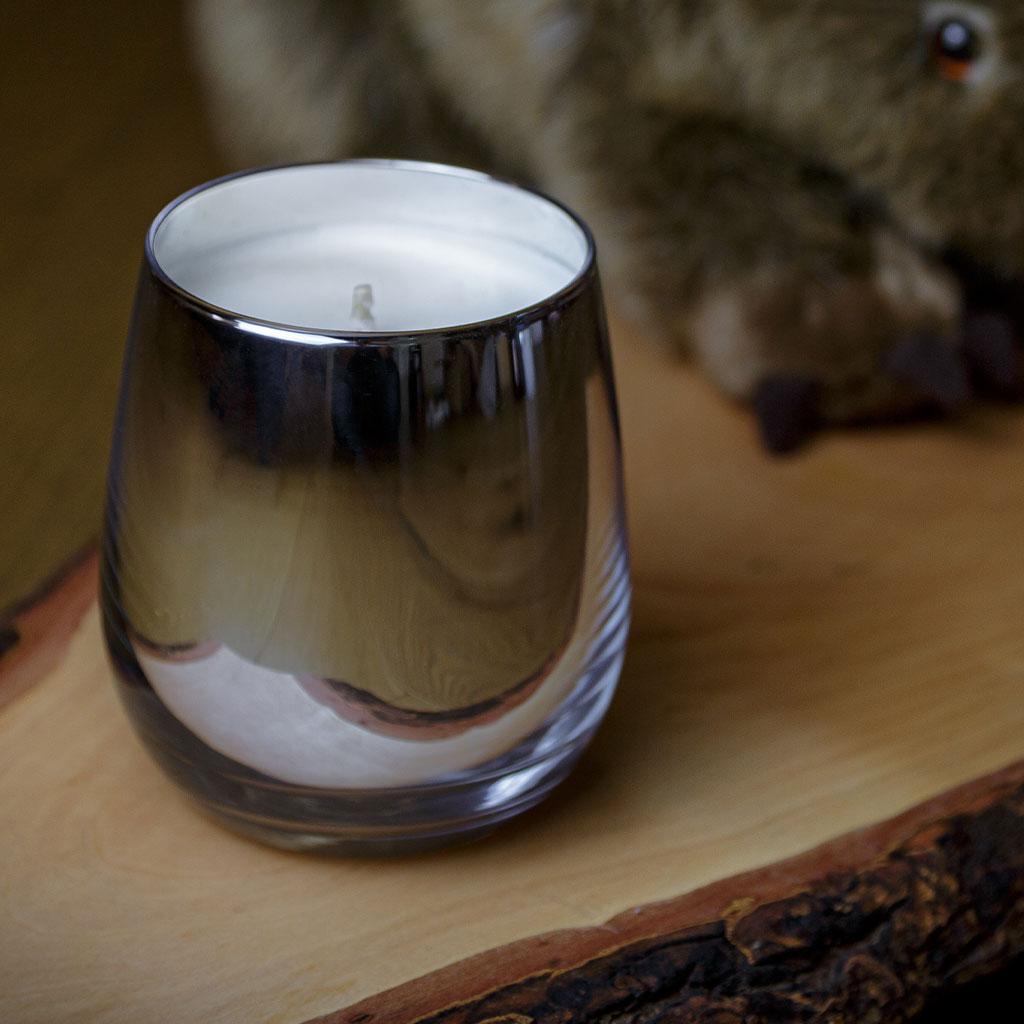 Mirrored Elegance - Image 2